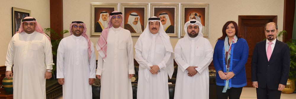 "العمل والتنمية" تبحث مبادرة تطوير الكوادر المصرفية مع جمعية "المصارف" 