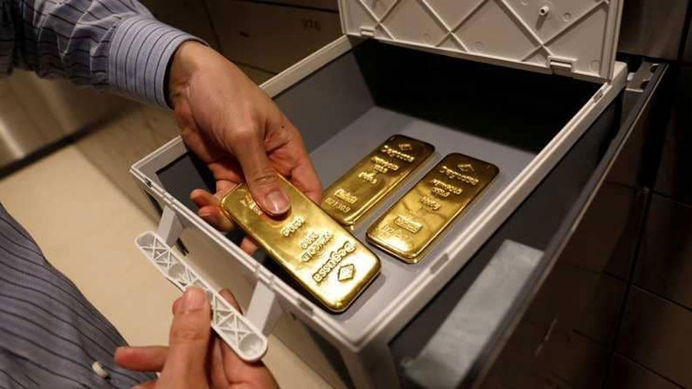 الذهب يهبط.. والمستثمرون يترقبون "تقرير الوظائف"
