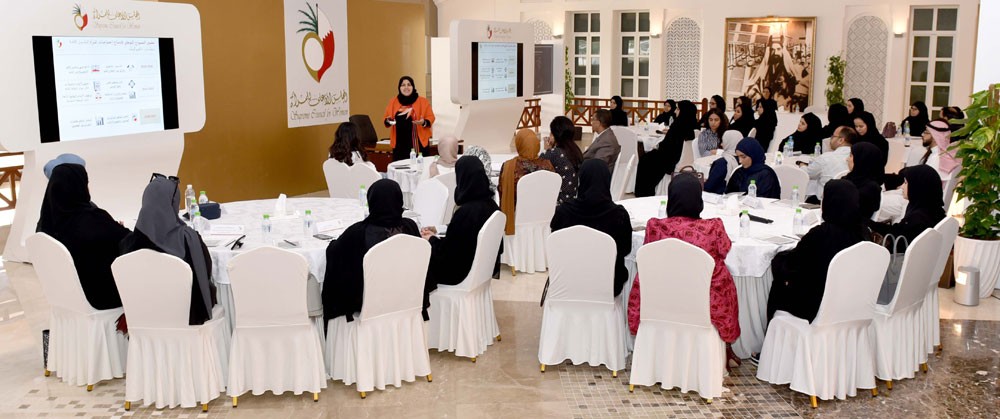 "الأعلى للمرأة" ينظم محاضرة "آليات تكافؤ الفرص والتوازن بين الجنسين على المستوى الوطني"	