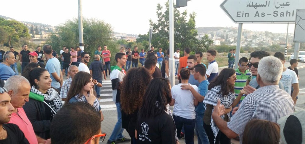 الحكومة الفلسطينية تندد بإحراق مستوطنين منزلا في الضفة الغربية