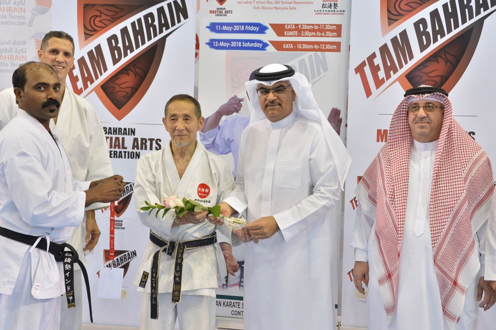 الخياط يشهد المعسكر التدريبي للكاراتيه ويشيد بالنجاح