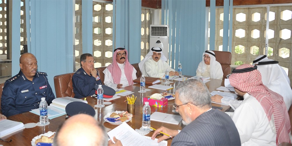معالي جواد بن سالم العريض يترأس اجتماع اللجنة الوزارية للشؤون القانونية