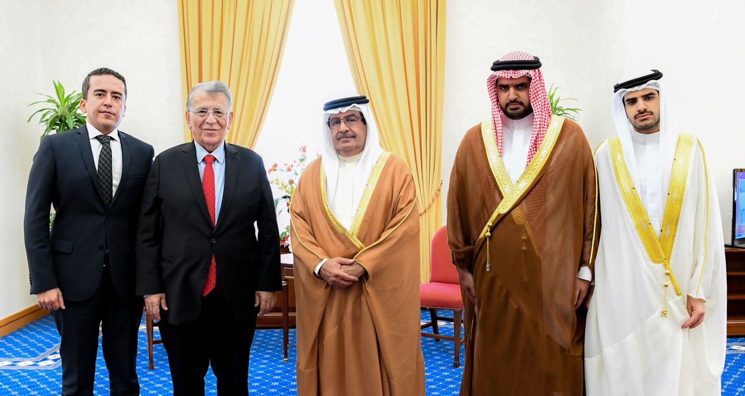 سمو الشيخ علي بن خليفة يستقبل كبير مستشاري الرئيس التركي السابق
