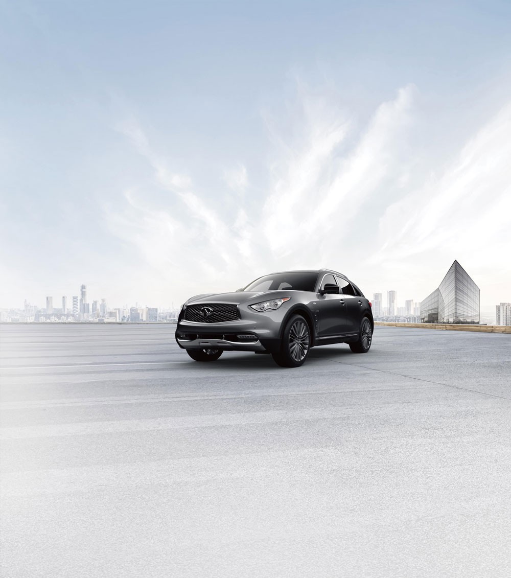 إنفينيتي تعلن عن توفر الطراز المحدود من سيارتها QX70 في أسواق الشرق الأوسط
