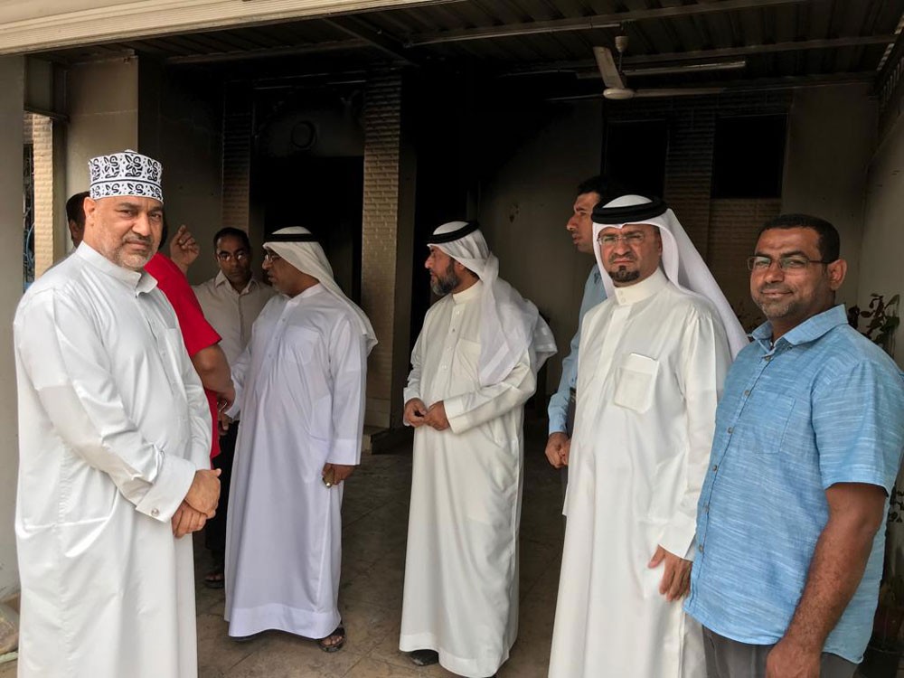 الخياط يتفقد المنزل المحترق بالمالكية