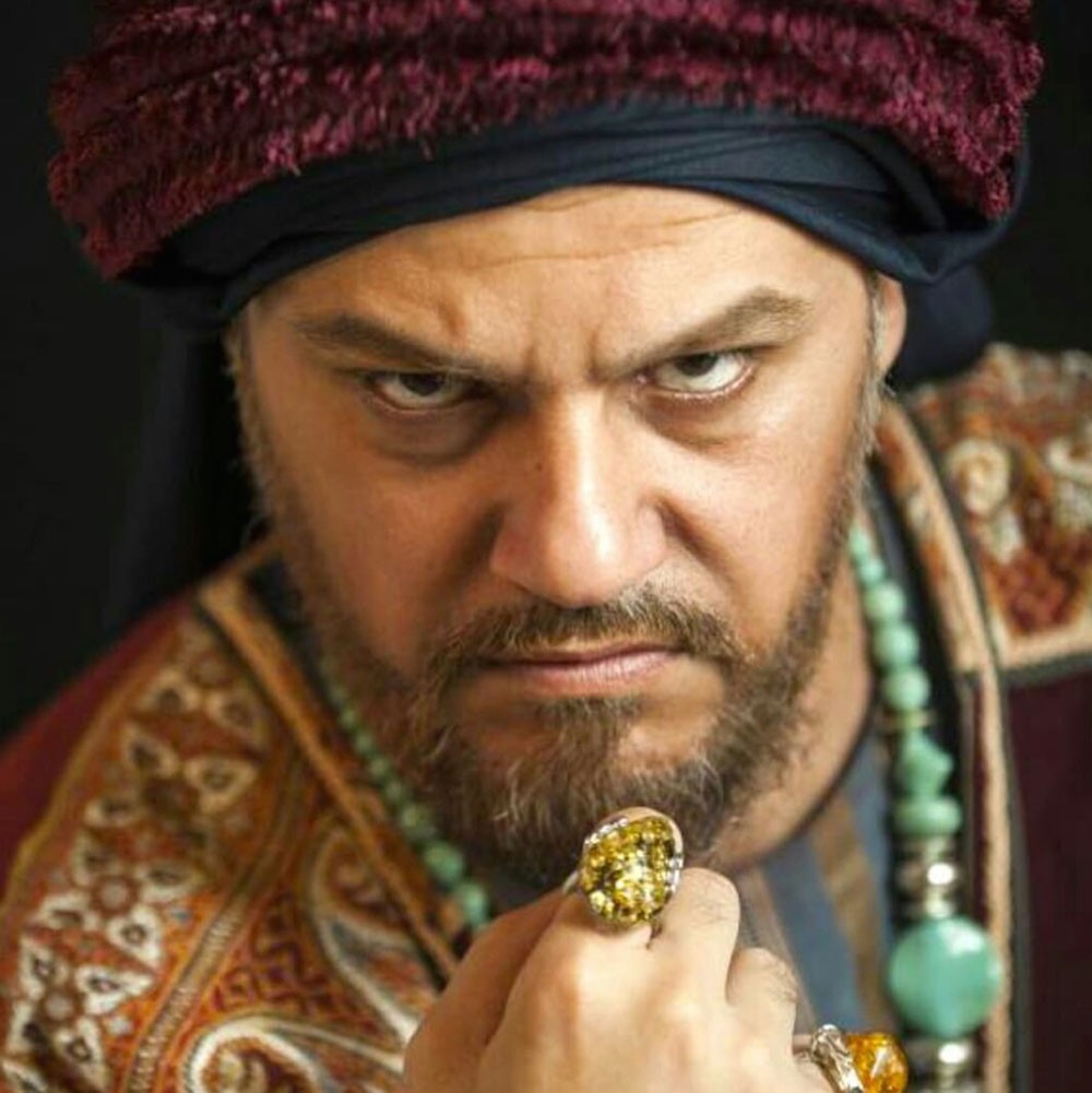 ماهر مزوق سعيد لمشاركته في هارون الرشيد
