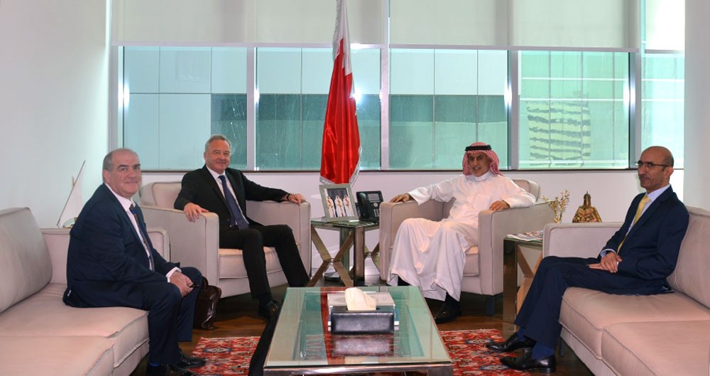 وزير الصناعة يجتمع بالرئيس التنفيذي للهيئة الإستشارية الإيرلندية الدولية