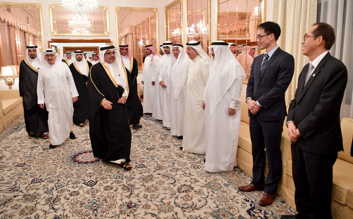 سمو ولي العهد : تواصل خطى البناء والتقدم في إطار المسيرة التنموية الشاملة التي رسخها جلالة الملك المفدى	