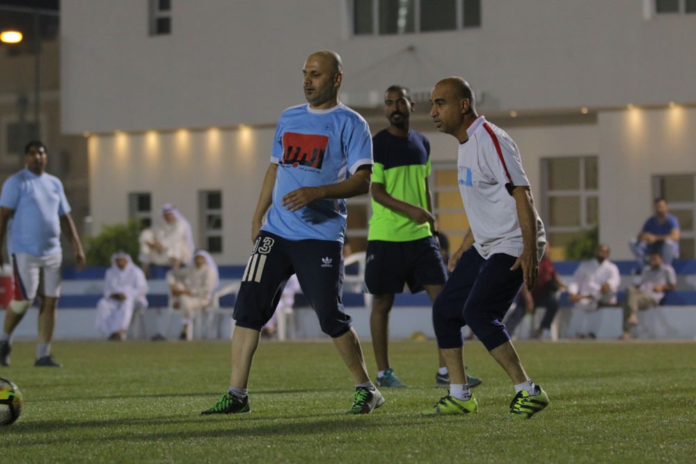 الأيام يقصي البلاد ويتأهل لنصف نهائي متقاعدي الهملة الكروية
