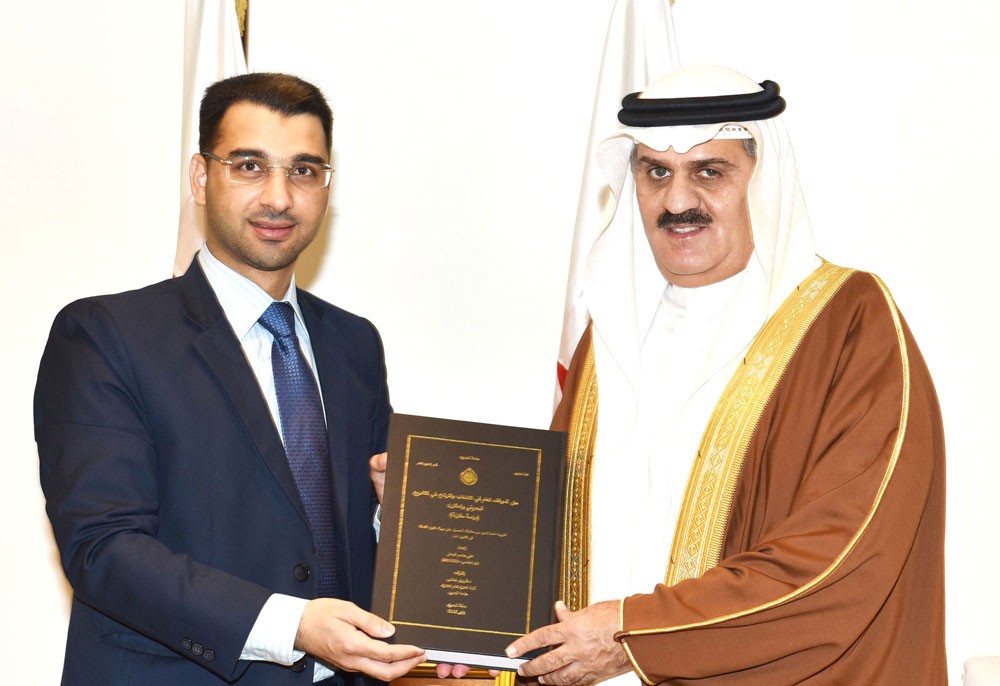 رئيس مجلس النوب يؤكد دعم المجلس لأبحاث الشأن البرلماني والتشريعي