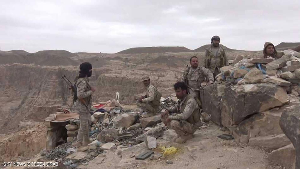 خسائر فادحة بالساحل الغربي.. وفرار حوثيين من الحديدة
