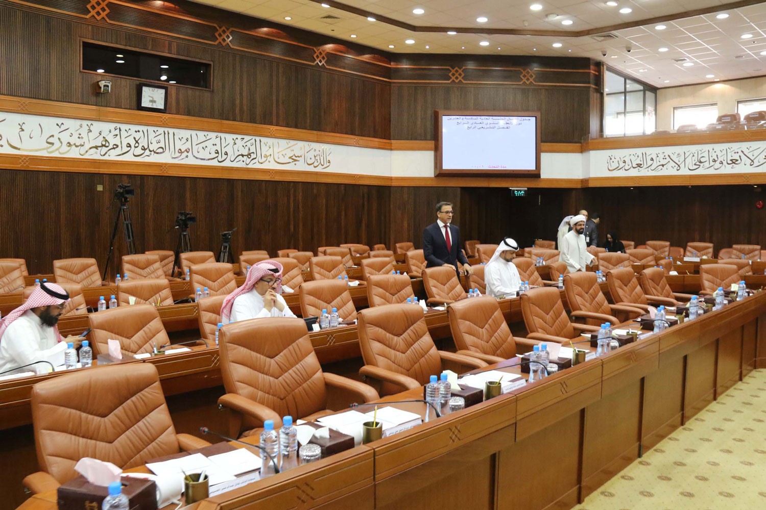عدم اكتمال النصاب النواب..يؤخر 9 مشاريع بقوانين