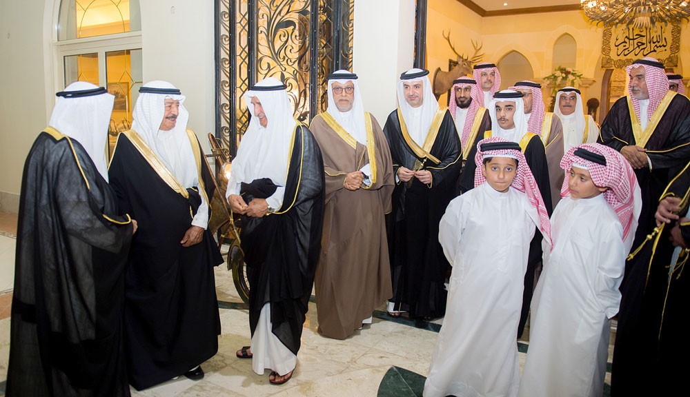 سمو رئيس الوزراء يؤكد على أهمية تعزيز المكتسبات التي تحققت في مملكة البحرين عبر استمرار وتيرة التحديث والتطوير