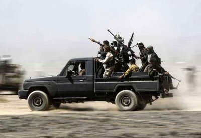الحوثي يسحب السلاح الثقيل من الحديدة تحت ضربات المقاومة
