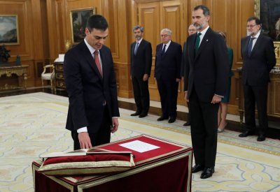 سانشيز يؤدي اليمين رئيسا لوزراء إسبانيا