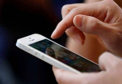 "أبل" قد تعلن عن أرخص "آيفون" في مؤتمرها