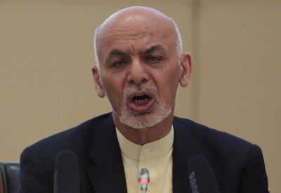 الرئيس الأفغاني يدعم فتوى تحريم الهجمات الانتحارية