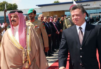 جلالة الملك يجرى اتصالا هاتفيا بأخيه العاهل الأردني