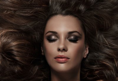 4 حلول فعالة لمشاكل شعركِ الشائعة