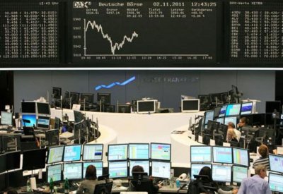بورصة لندن تغلق على انخفاض في التعاملات