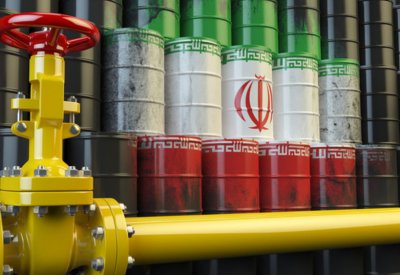 أكبر بنك هندي يوقف مدفوعات النفط مع إيران
