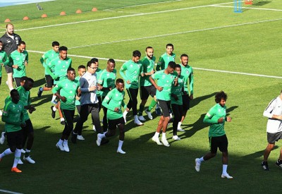 المنتخب السعودي ينجو من كارثة مميتة في روسيا