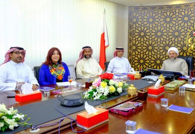 رئيس الأوقاف الجعفرية يستقبل رئيس جمعية مصارف البحرين