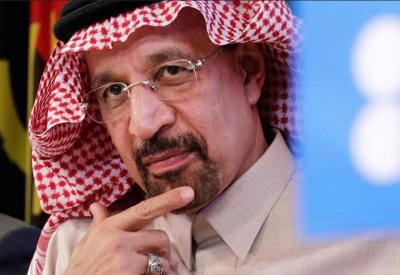 وزير الطاقة السعودي يتوقع تباطؤ في طفرة انتاج النفط في أمريكا