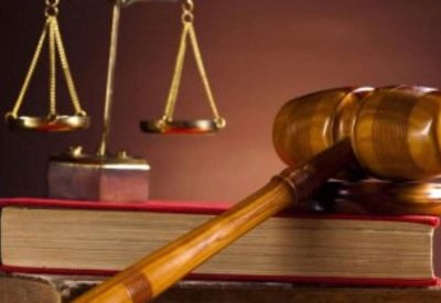 5 سنوات لشقيقين اعتديا على شرطيين حضرا للقبض على أحدهما