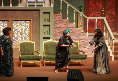 مسرحية الرعب الكوميدية "البيت بيت أبونا" سلّطت الضوء على قضايا إنسانية