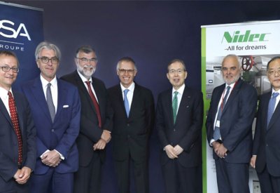 سيارات "Groupe PSA" تتحول إلى كهربائية بحلول 2025