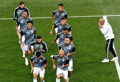 أول تعليق من داخل منتخب الأرجنتين عن "الانقلاب"
