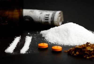 "المباحث" : القبض على عدد من متعاطي ومروجي المواد المخدرة