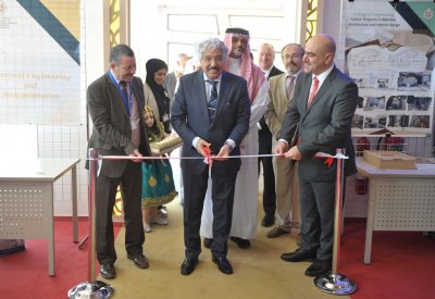 أربعة مشروعات تخرّج في "هندسة" جامعة البحرين في الطريق لتسجيل براءات اختراعها