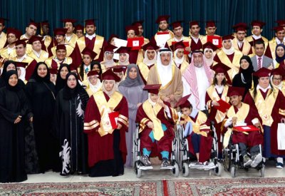 وزير العمل يرعى حفل تخريج 65 طالباً وطالبة من مراكز التأهيلية