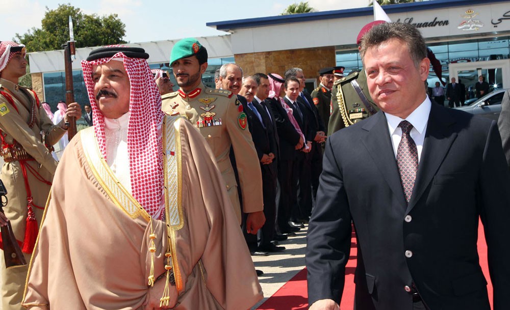 جلالة الملك يجرى اتصالا هاتفيا بأخيه العاهل الأردني