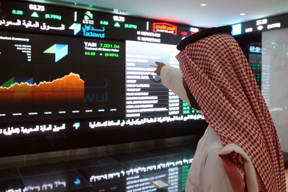 مؤشر سوق الأسهم السعودية يغلق مرتفعًا