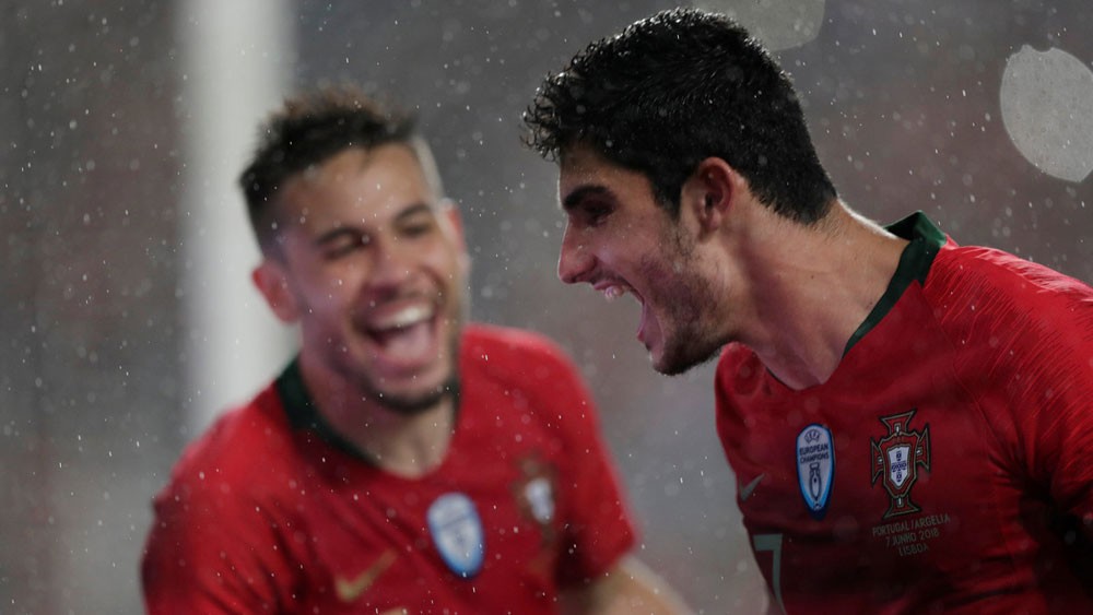 البرتغال تتجاوز الجزائر ودياً