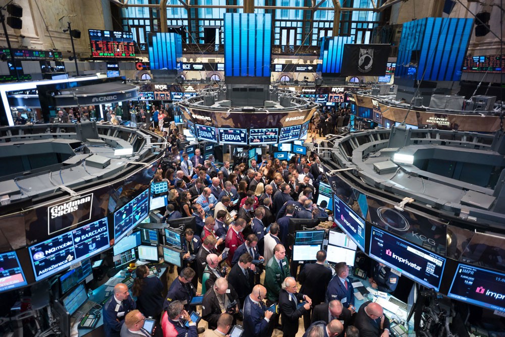 الأسواق الأمريكية تنهي آخر جلسات الأسبوع على ارتفاع