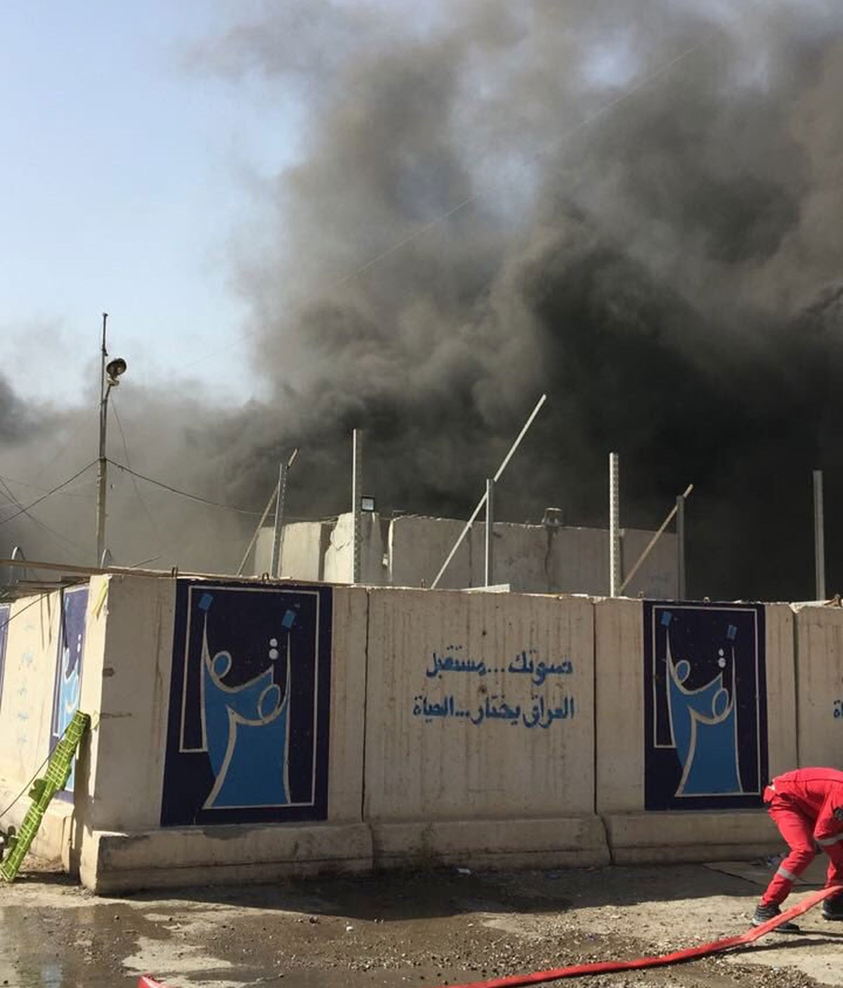 الداخلية العراقية: حريق بمخزن لصناديق الاقتراع في بغداد