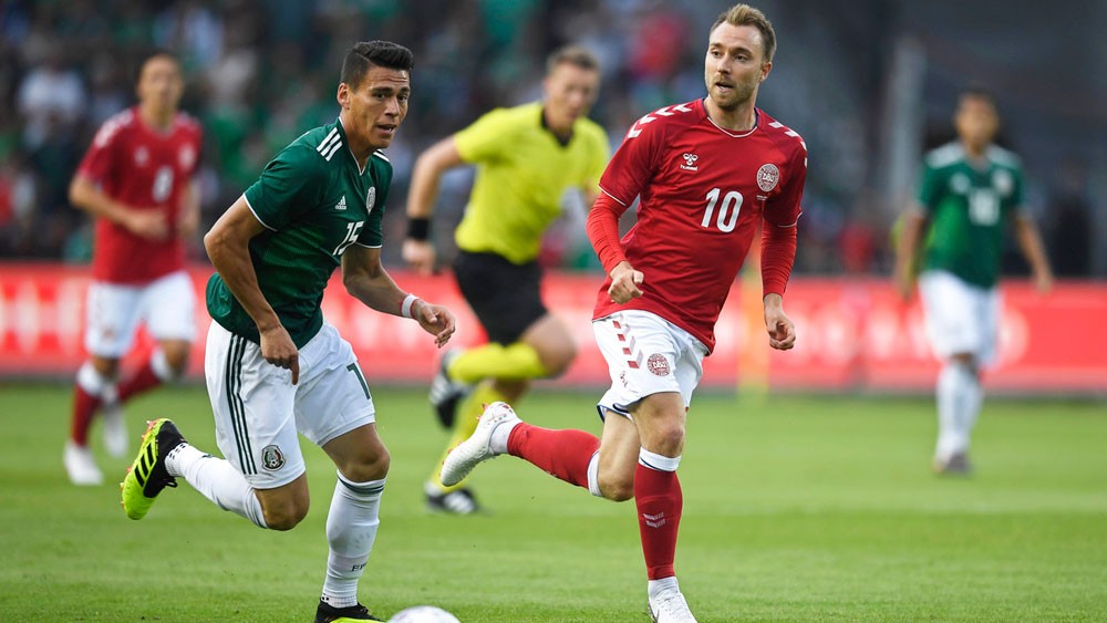 الدنمارك تتغلب على المكسيك ضمن استعداداتهما للمونديال