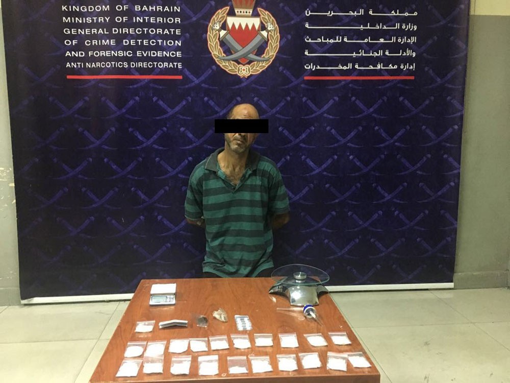 القبض على خليجي بحوزته مواد مخدرة قيمتها المالية حوالي 24 ألف دينار