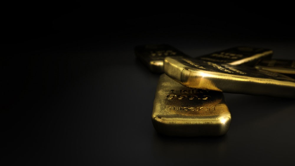 الذهب ينزل بفعل قوة الدولار بعد اجتماع ترمب وكيم
