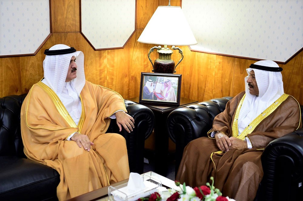 الصالح يؤكد أهمية تكامل الدور الذي يضطلع به مجلسا الشورى والنواب لتحقيق تطلعات القيادة والمواطنين
