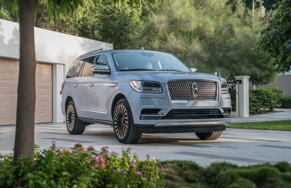 لينكون نافيجيتر تحدّد المعايير في سوق سيارات SUV الفخمة في المنطقة