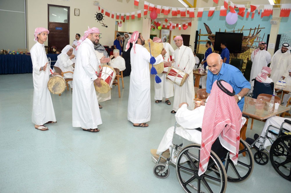 بنك البحرين الوطني يحتفل بعيد الفطر مع المسنين