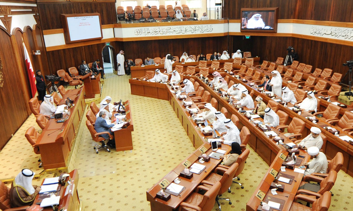 النواب يشيدون بتوجيهات جلالة الملك لإعادة بحث مشروعي قانوني التقاعد