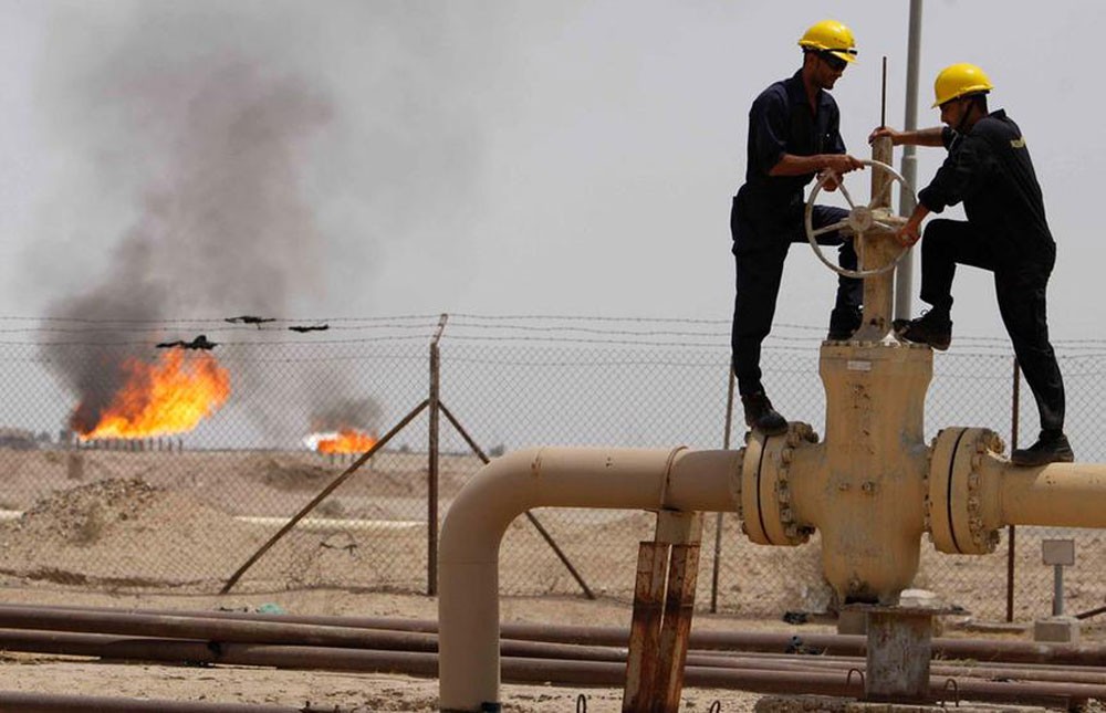 "Shell" تسلم عمليات حقل مجنون النفطي للحكومة العراقية