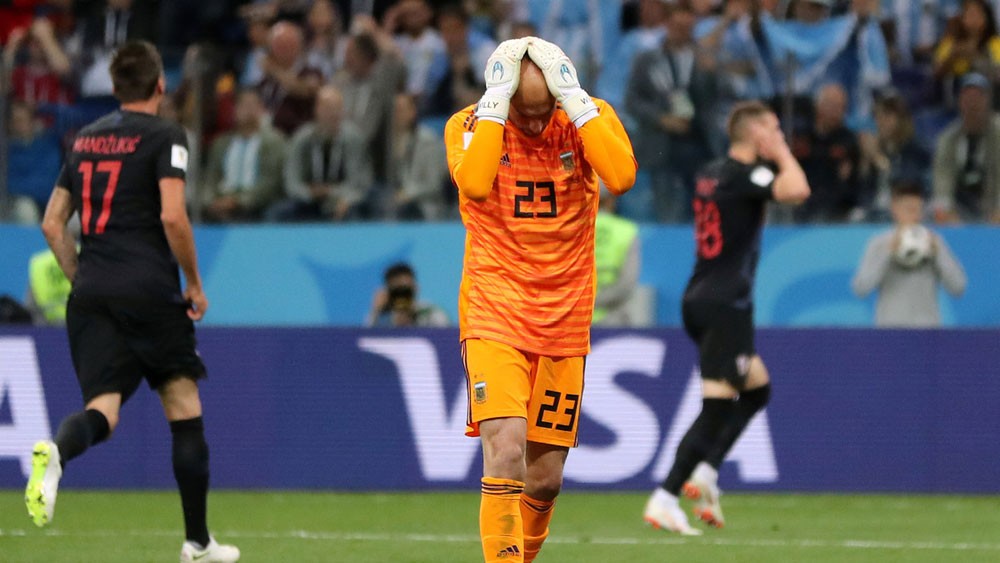 كاباييرو يكشف: تلقيت تهديدات بعد هدف كرواتيا