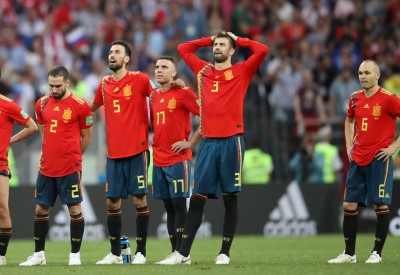 خيبة المونديال تعيد إسبانيا إلى سنوات الأعذار والأكاذيب